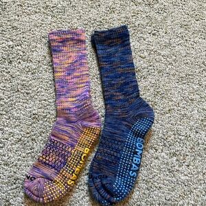 Bombas NWOT Gripper House socks M
